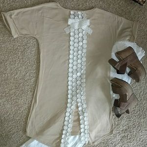 NWOT Tunic with crochet detail on the back